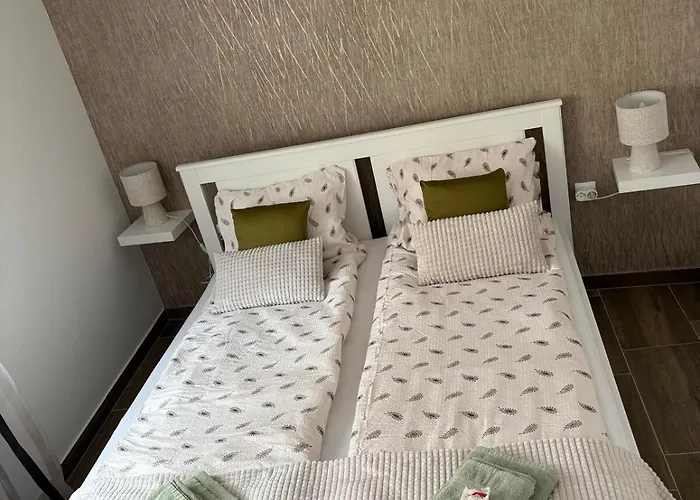 Apartamento Várva Vár Eger
