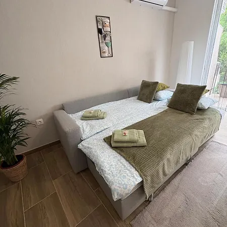 Várva Vár Apartman *